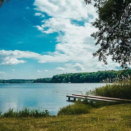 Holzhaus Direkt Am See Priepert Esterno foto