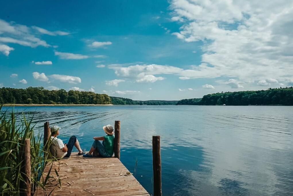 Holzhaus Direkt Am See Priepert Esterno foto