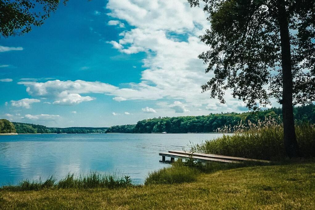 Holzhaus Direkt Am See Priepert Esterno foto