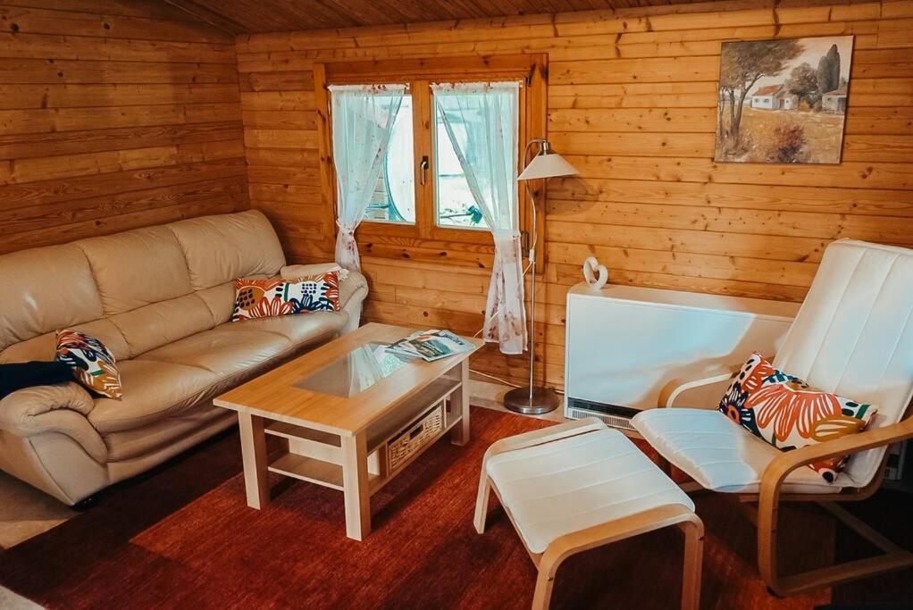 Holzhaus Direkt Am See Priepert Esterno foto